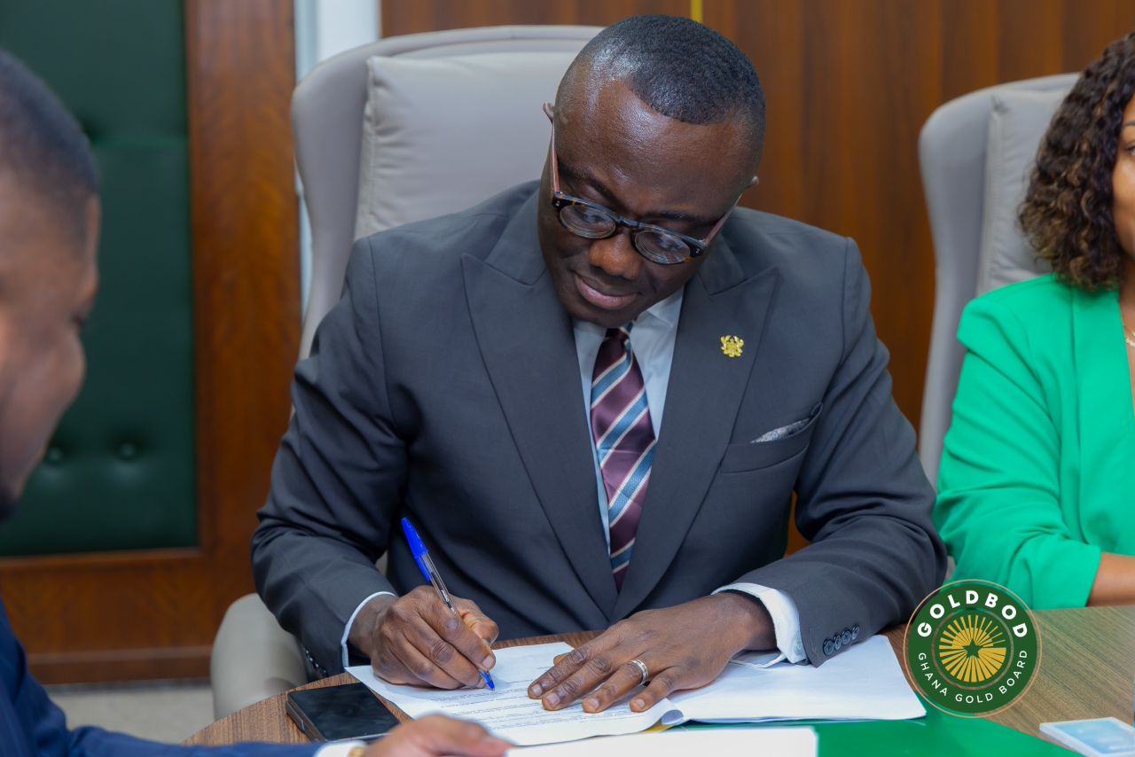 GoldBod-Jewelry-appoints-Bola-Ray-and-Joselyn-Dumas-as-brand-ambassadors1